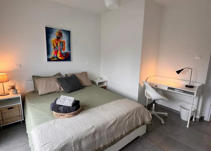 Skyhigh Urban Apts *