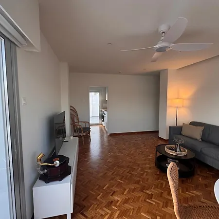 Skyhigh Urban Apts Apartment *